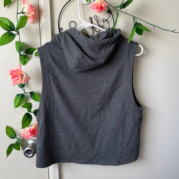 Under Armour Utah Muscle Crop Hoodie - Picture 3 of 4